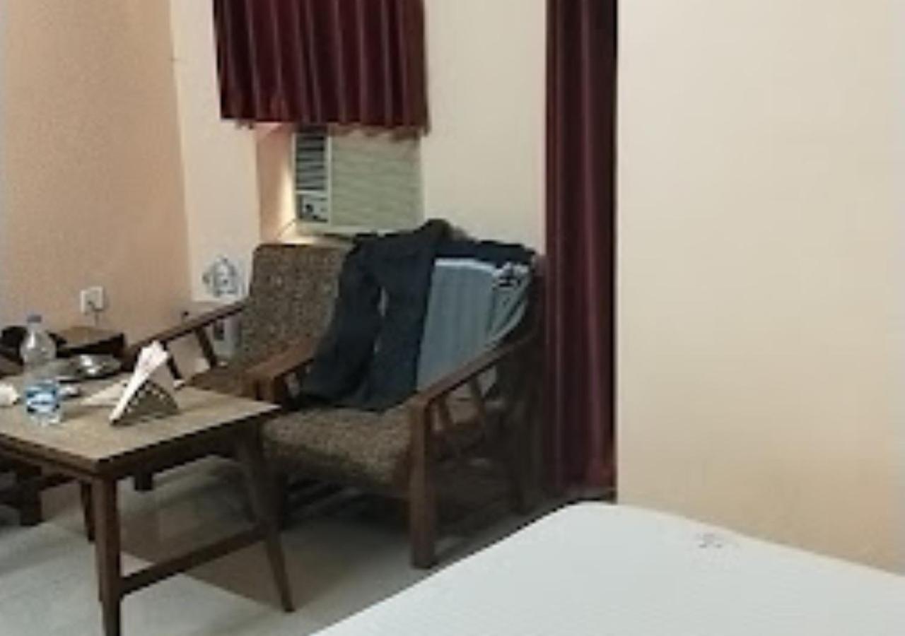 Vijieya Hotel Bihar Saharsa Екстер'єр фото